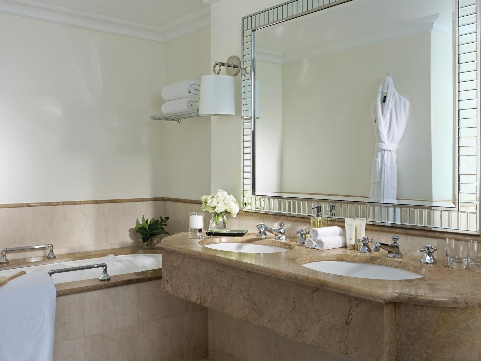 The Langham 5* Sydney